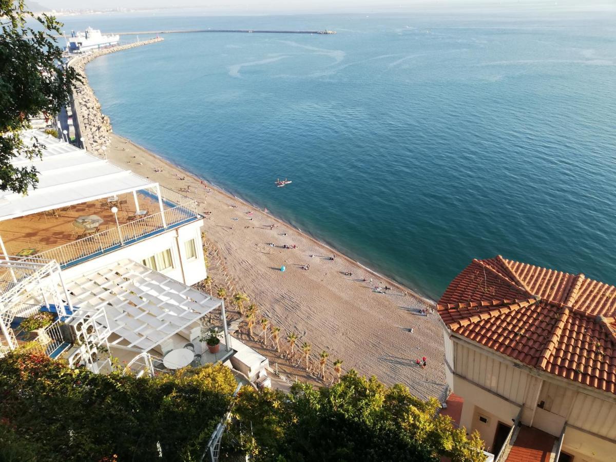 Il Sogno... Bed and Breakfast Salerno Buitenkant foto